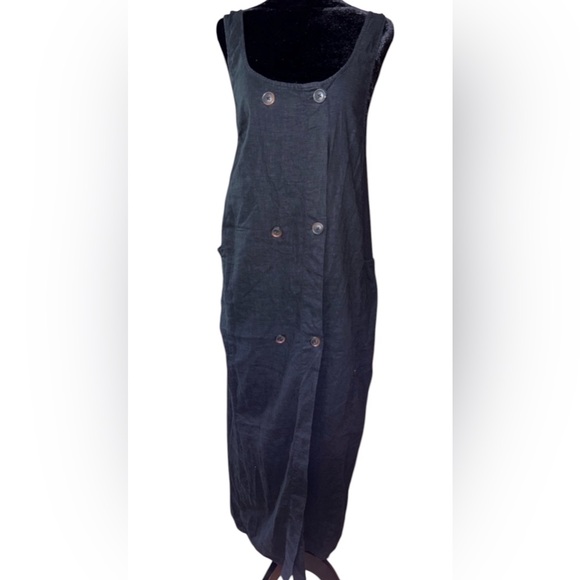 Urban Outfitters Dresses & Skirts - Urban outfitters sleeveless dress